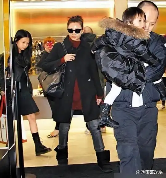 中国女明星邱淑贞_邱淑贞 纯欲女神 香港玉女