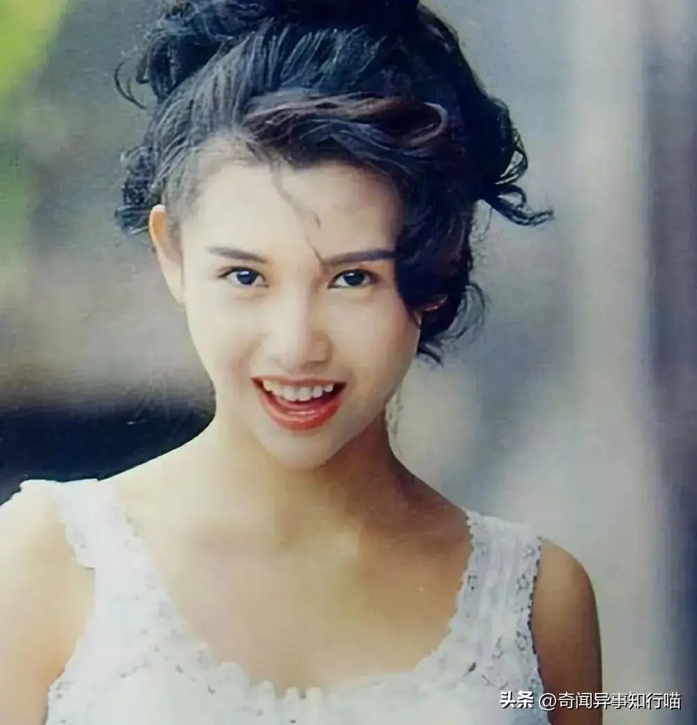 邱淑贞三级片女王转型之路_邱淑贞港姐落选整容风波_中国女明星邱淑贞
