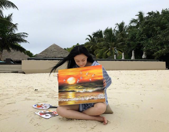 会画画的女明星_娱乐圈明星写字_徐静蕾画画