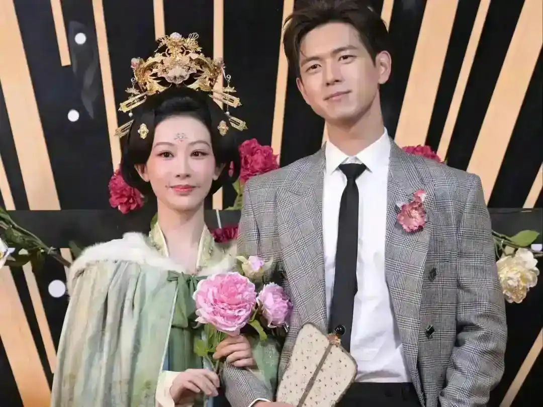 所有女明星排行榜_演技精湛的女演员推荐_最突出“杠剧”能耐的十位女演员