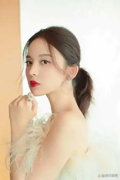 所有女明星排行榜_2025年十大美女盘点_娱乐圈女神颜值排行