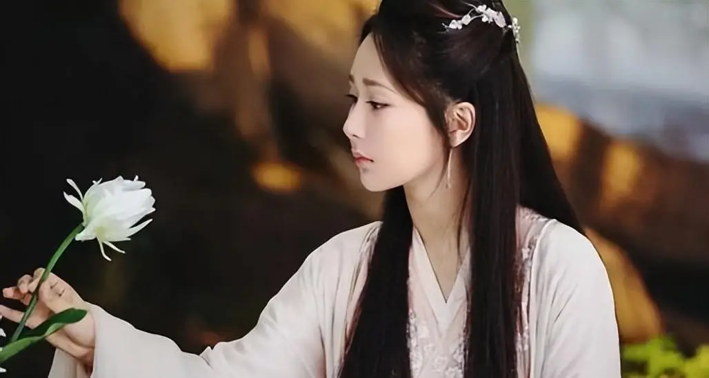 女明星 小鲜肉_戏骨型小鲜肉代表_演技与颜值并存的演员
