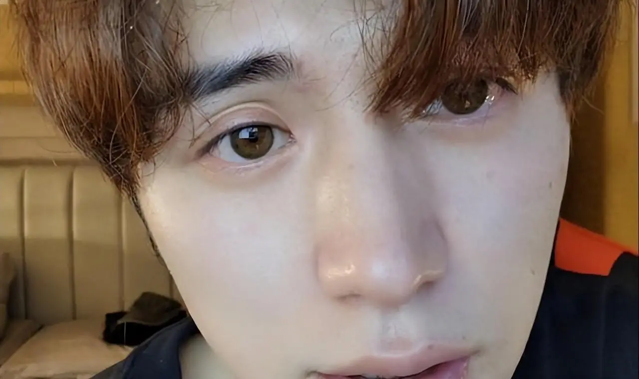 童锦程正式回应，女主主播痛斥被他摸发炎，因为长得太丑吃不下