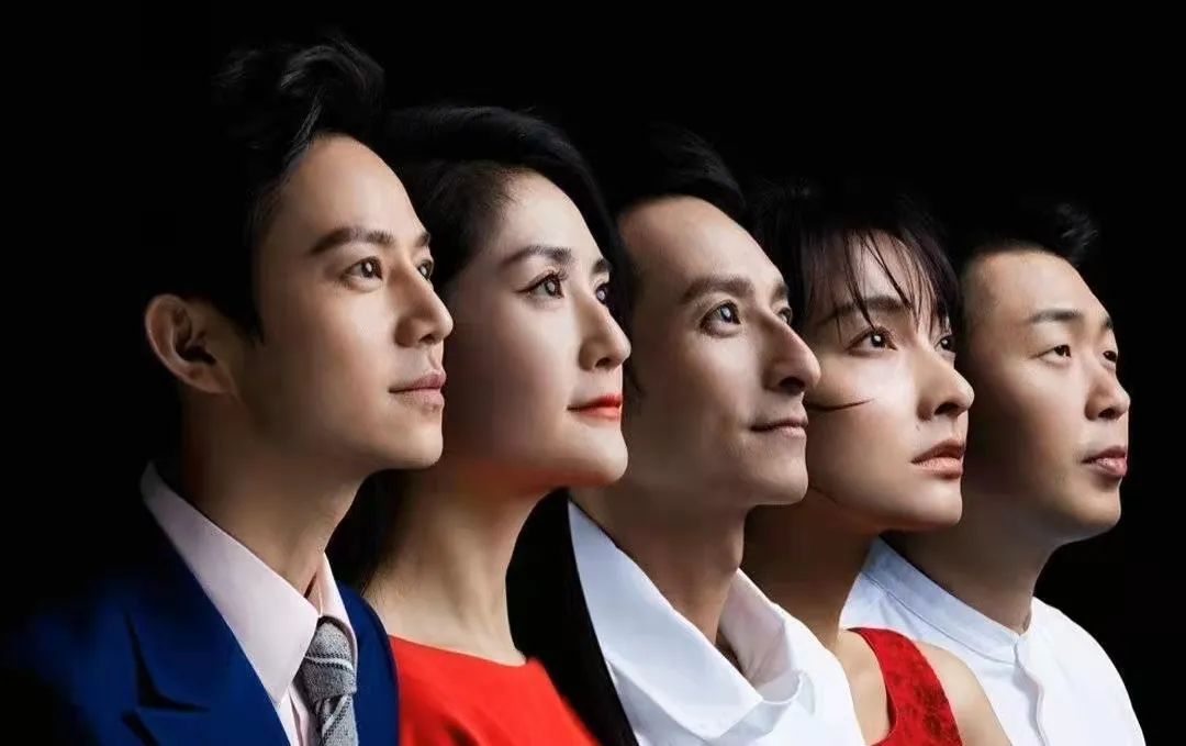 混血女明星鼻子_朝天鼻明星_塌鼻子明星