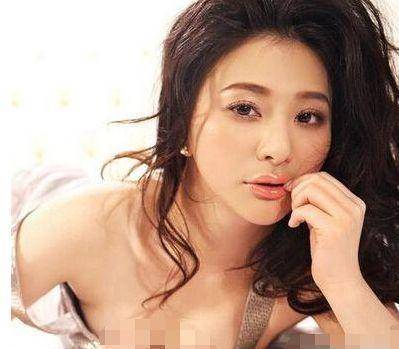 娱乐圈整容美女_混血女明星鼻子_美女整容前后对比