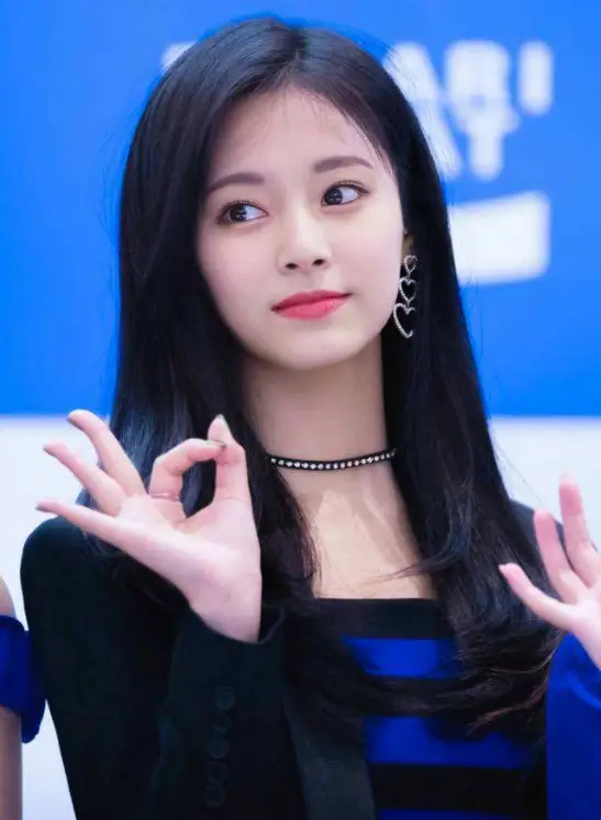 全球混血女星排名_混血女星榜单_混血女明星鼻子