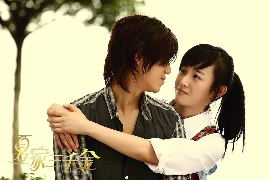 杨真真被粉丝围堵是哪一集_娱乐圈杨真真是谁_杨真真上班