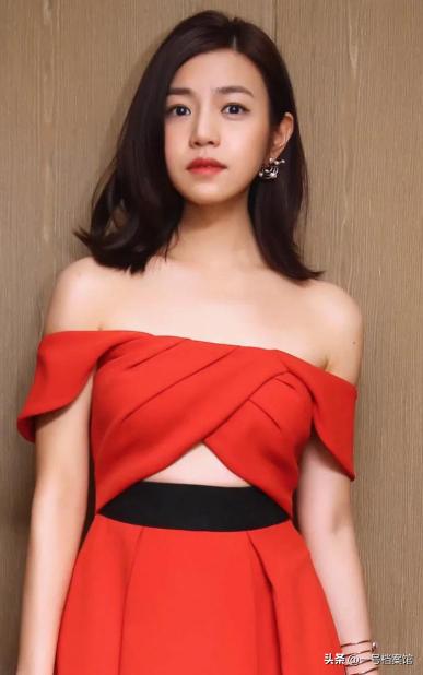 董洁私生活曝光_黑料最少的当红明星女星,_清纯玉女人设崩塌